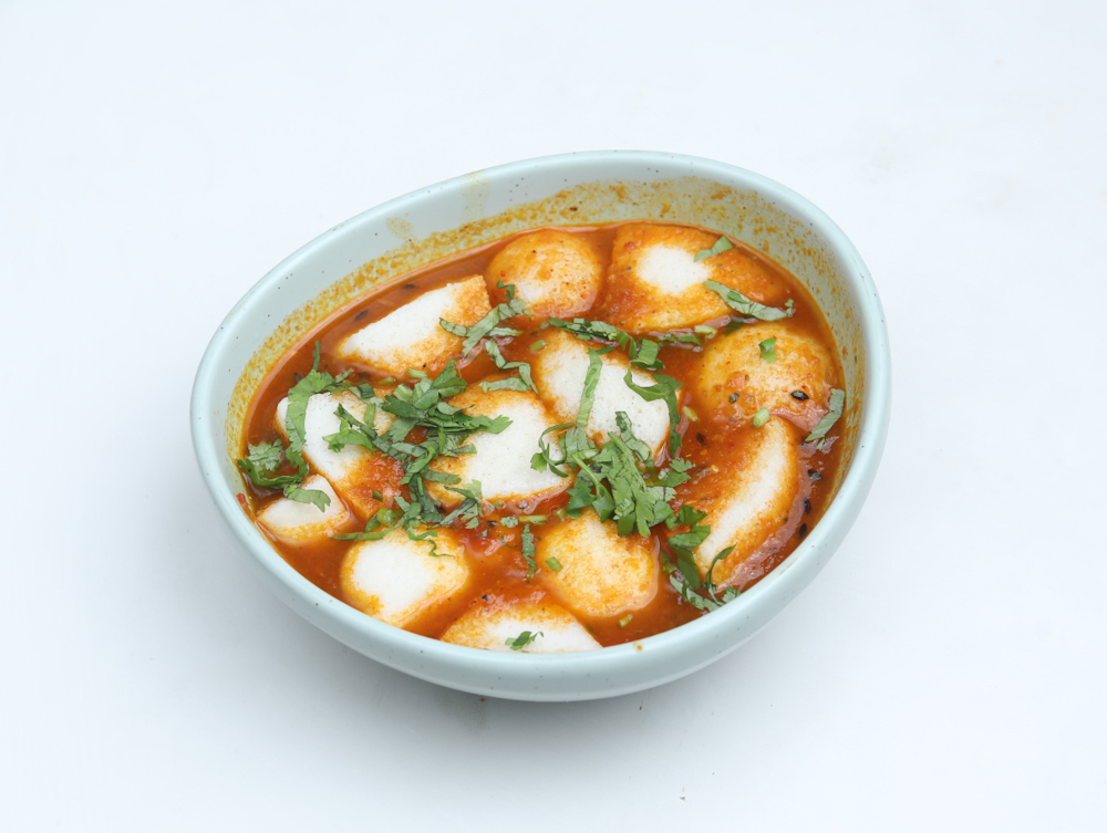 Butter Podi Idli Bowl